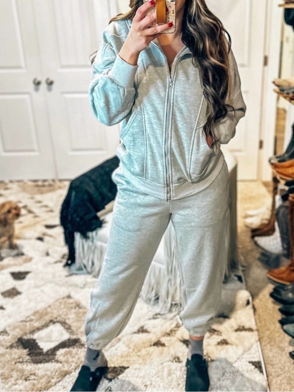 Women's gray athletic set zip up jacket and joggers sold as a set like new